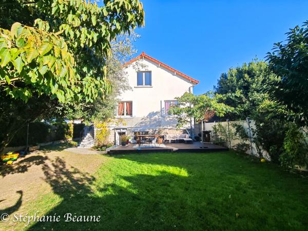 Maison 5 chambres à Eaubonne proche gares lignes H, J et C