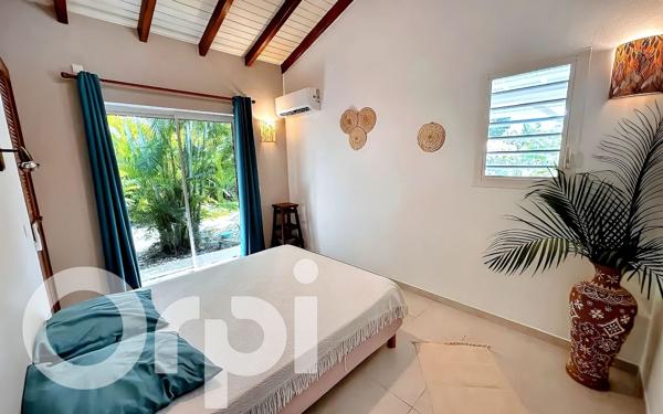 Maison à vendre    4 pièces •  Saint-François