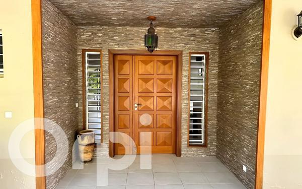 Maison à vendre    4 pièces •  Saint-François