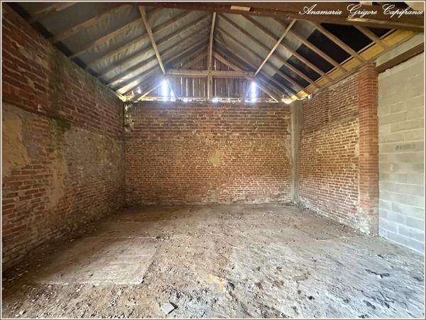 SAINT ARNOULT DES BOIS (28) Grange de 230 m²