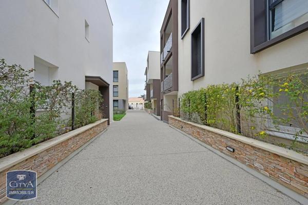 Appartement à louer 3 pièces 58.1m² Saint-Jean-de-Védas (34430)