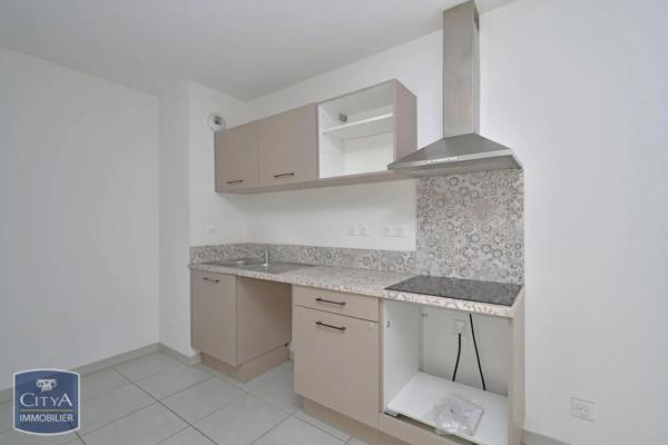Appartement à louer 3 pièces 58.1m² Saint-Jean-de-Védas (34430)