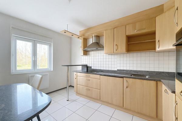 Maison de plain-pied avec grand dépôt à Neufchâteau