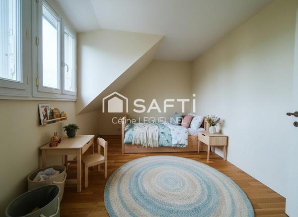 Maison familiale à rafraîchir  8 pièces 155 m² sur sous-sol total