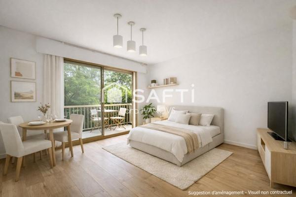 Studio lumineux avec double balcon et double cave