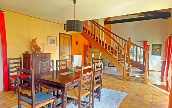Maison à vendre    5 pièces •  Eaunes