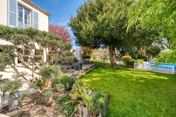 Vente Maison de luxe Aytré 6 Pièces 193 m²