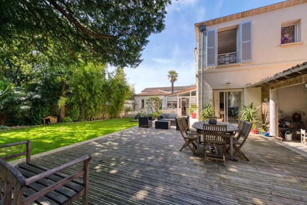 Vente Maison de luxe Aytré 6 Pièces 193 m²