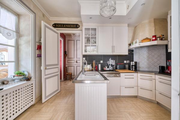 Vente Maison de luxe Aytré 6 Pièces 193 m²