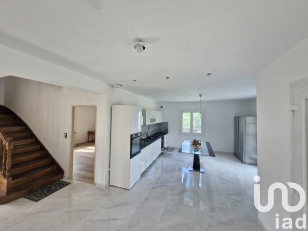 Maison à vendre 7 pièces 255 m² Manot