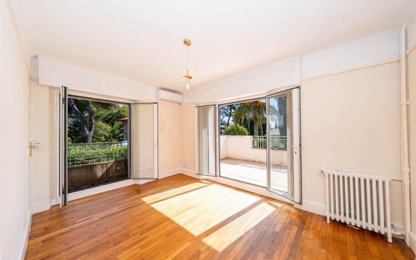 Maison à vendre    7 pièces •  Le Cannet