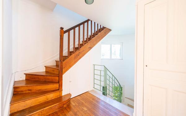 Maison à vendre    7 pièces •  Le Cannet