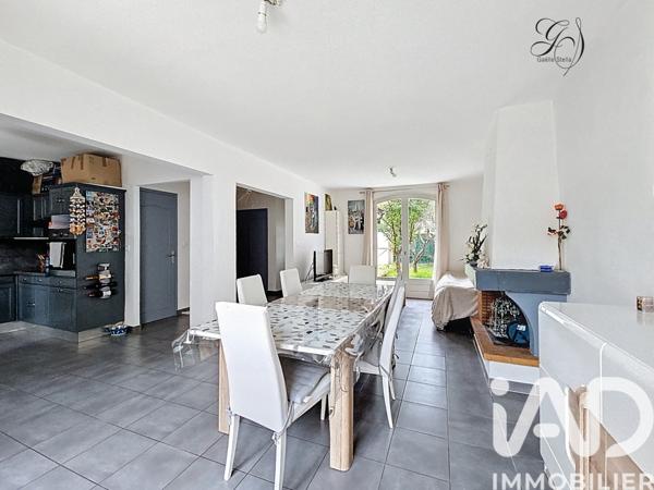 Maison à vendre 4 pièces 89 m² Cuers