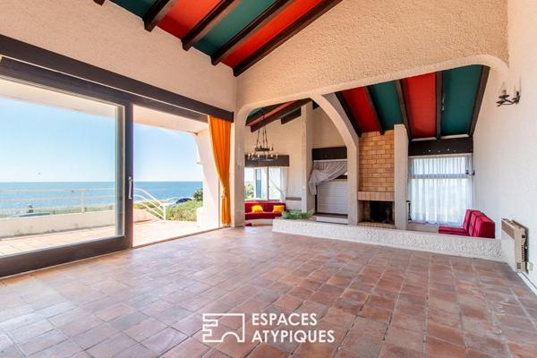 Villa front de mer avec piscine