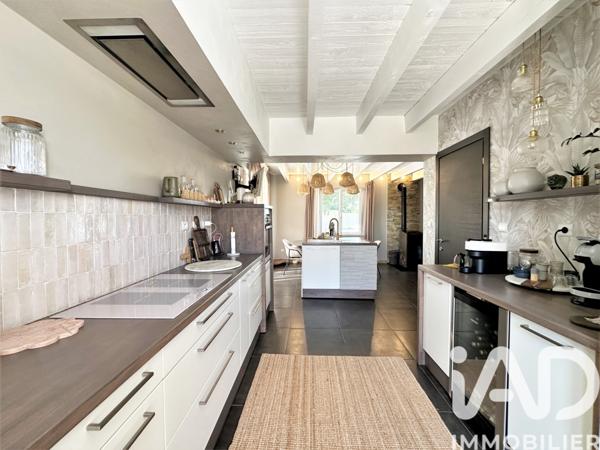 Maison à vendre 6 pièces 127 m² Uzès