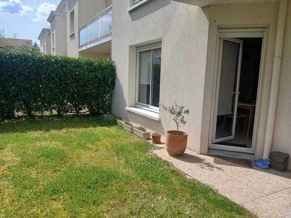 Vente                                                      Appartement
                        
                     3 pièces                      61 m2                     à Basse-Goulaine