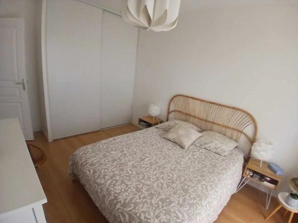 Vente                                                      Appartement
                        
                     3 pièces                      61 m2                     à Basse-Goulaine