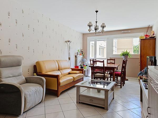 À VENDRE_PARC SAINTE MARIE / THERMAL_ APPARTEMENT TYPE F3 avec parking et cave