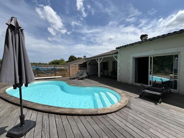 Maison à louer |  Chalais |  4 pièces | 100 m²