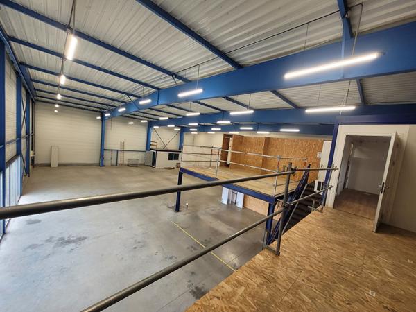 A LOUER - 1073 m² - Bâtiment d'activité Vertou