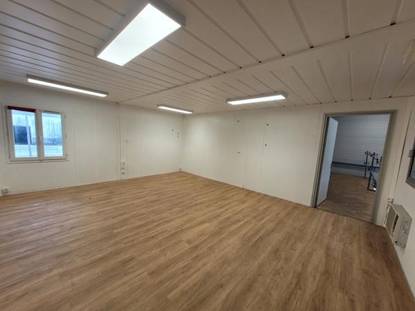 A LOUER - 1073 m² - Bâtiment d'activité Vertou