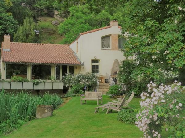 MOULIN BORD DE SEVRE, 5 chambres