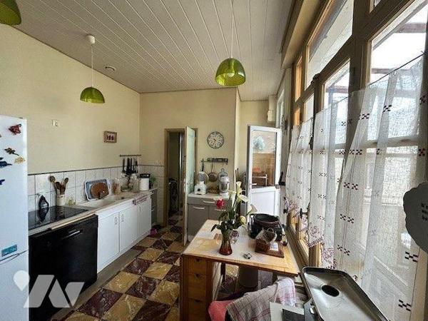 Appartement en rez-de-jardin dans petite copropriété avec syndic bénévole proche du centre et d...