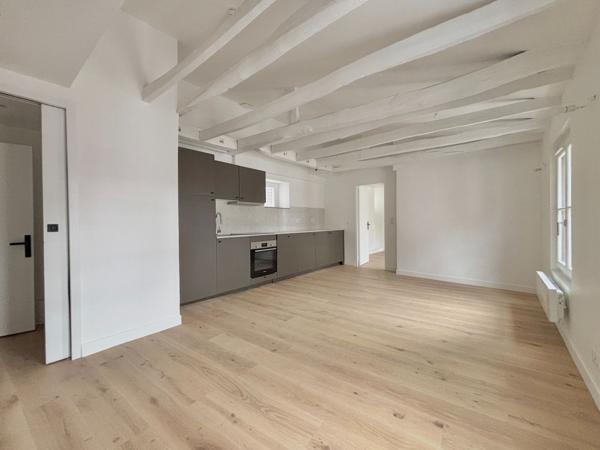 Vente Appartement de luxe Paris 3 2 Pièces 43.2 m²