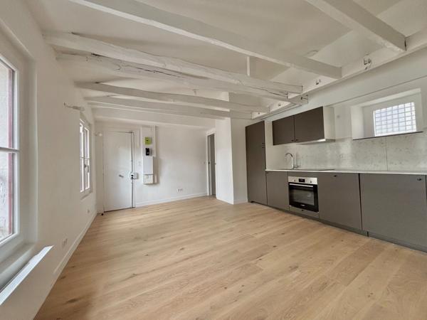 Vente Appartement de luxe Paris 3 2 Pièces 43.2 m²
