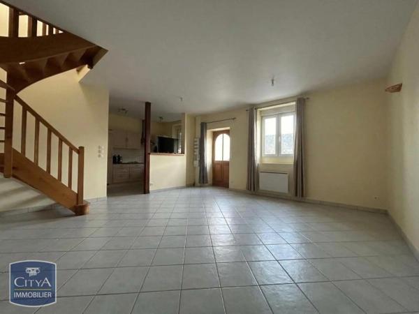 Maison à louer 4 pièces 74.7m² Saint-Germain-du-Corbéis (61000)