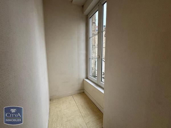 Appartement à louer 2 pièces 32.7m² Alençon (61000)
