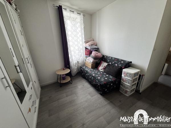Location Appartement - 3 pièces - 60m² - SEGONZAC Centre-ville