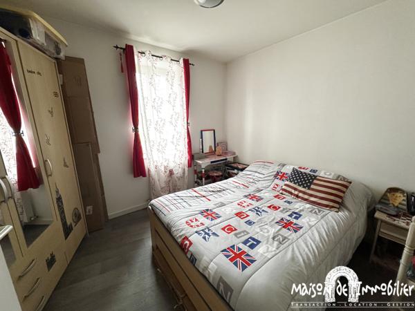 Location Appartement - 3 pièces - 60m² - SEGONZAC Centre-ville