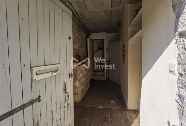Maison de hameau avec garage