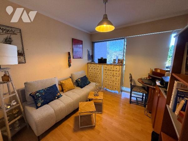 Idéal investissement Patrimoine, VENTE DE LA NUE PROPRIETE,
Un appartement de 3 pièces a Villeneuve.