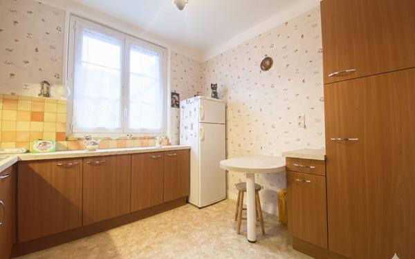 Appartement à vendre    2 pièces • 83,83 m2 Lisieux