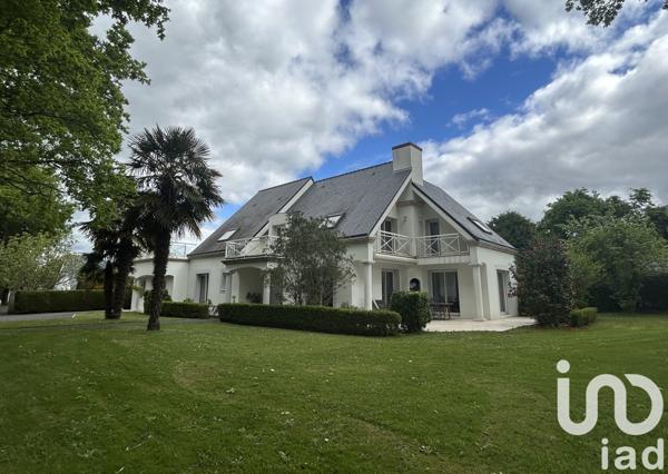 Maison d’architecte 7 pièces de 192 m² à La Chapelle-sur-Erdre (44240)