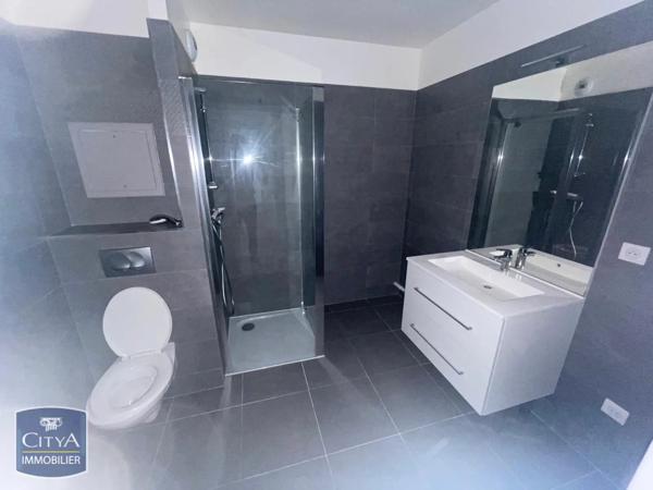 Appartement à louer 2 pièces 43.8m²