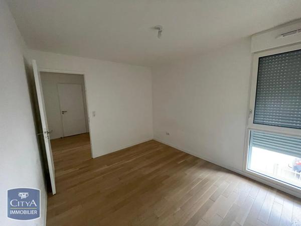 Appartement à louer 2 pièces 43.8m²
