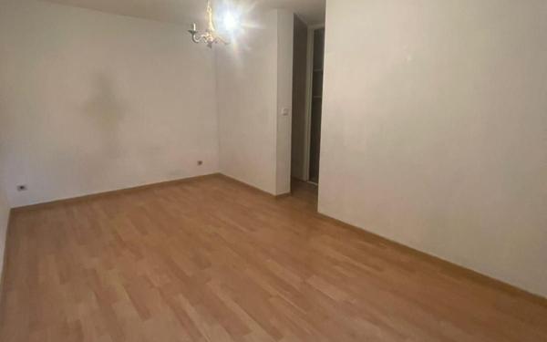 Maison à louer    4 pièces •  Istres