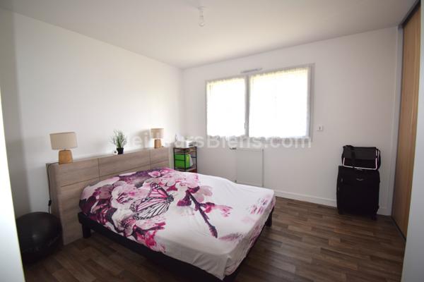 LAVAL - Pavillon Récent 3 chambres et jardin de 396m2