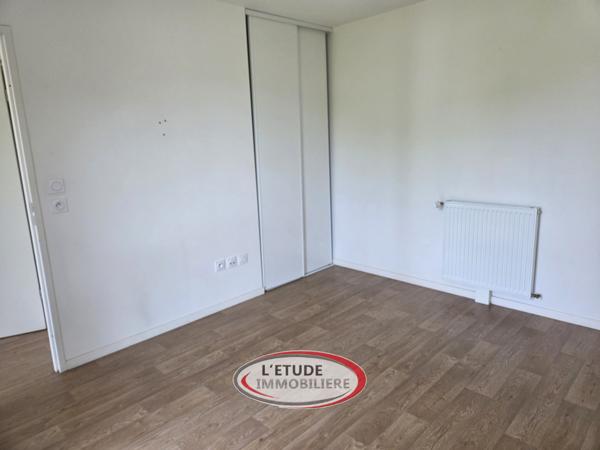 ST HERBLAIN POLYCLINIQUE : T2 de 2015 de 40 m², posez vos valises (parking sécurisé, ascenseur et terrasse) !