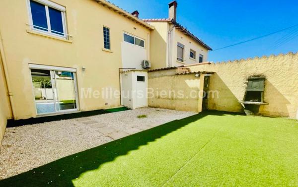 Villa 2 faces rénovée de 100m2 sur parcelle de 188m2 à Baho