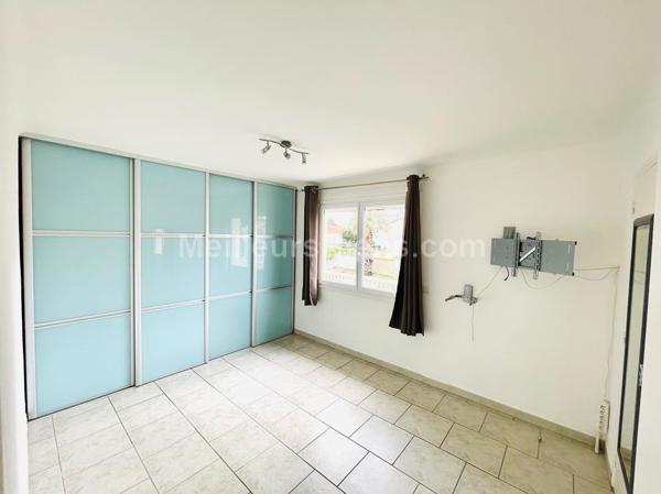 Villa 2 faces rénovée de 100m2 sur parcelle de 188m2 à Baho