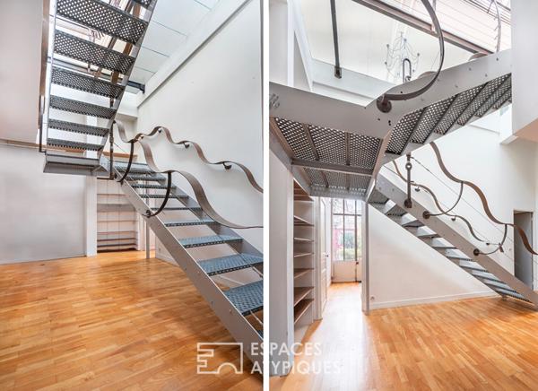 Duplex lumineux sous verrière à la lisière de Paris