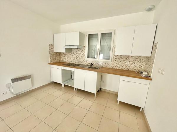 Maison T4 de plain pied de 82.61m² à Saint-Germier