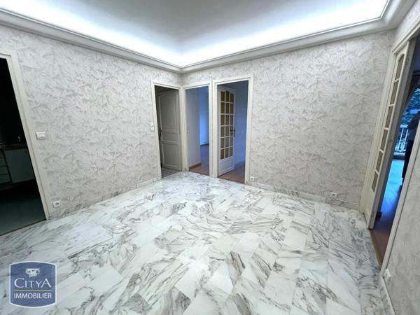 Appartement à louer 4 pièces 112.49m²