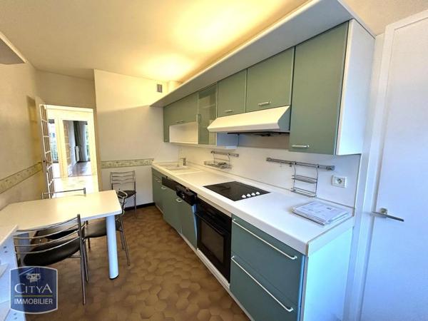 Appartement à louer 4 pièces 112.49m²