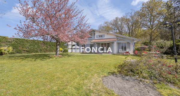 À vendre Maison 6 pièces 157.82 m² - Blanquefort 33290