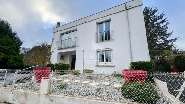 Maison Sainte Foy La Grande 5 pièce(s) 140 m2